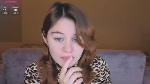 Elizabeth online show from May 11, 3:19 am