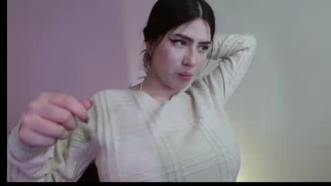 elizabethhot33 online show from October 4, 5:57 am