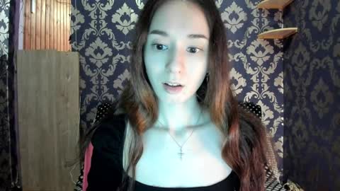 elizabethrice online show from February 15, 9:39 pm