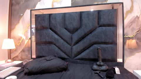 Elizabeth Rodrguez  online show from March 11, 12:20 pm