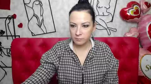 Snapshot of elizabethsho chatting on March 11, 4:19 am ElizabethSho online show from March 11, 4:19 am