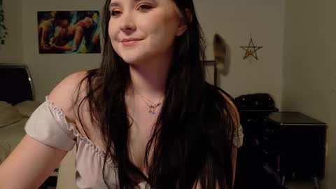 Snapshot of elizacarter chatting on December 12, 1:28 pm Eliza online show from December 12, 1:28 pm