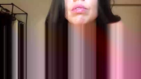 Snapshot of elizaday388 chatting on October 16, 7:44 am elizaday388 online show from October 16, 7:44 am