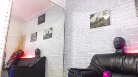   online show from December 21, 6:11 pm