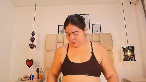 Snapshot of elizawiliamst chatting on September 24, 12:15 pm Eliza online show from September 24, 12:15 pm
