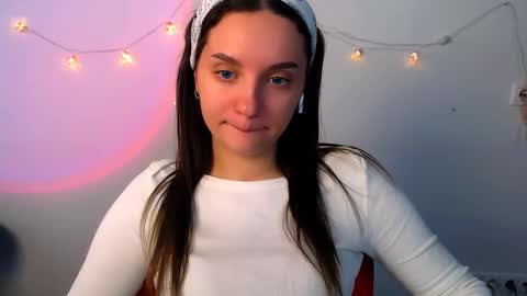 elizsun online show from March 15, 9:22 am