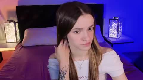 elizzza_ online show from July 23, 5:26 am