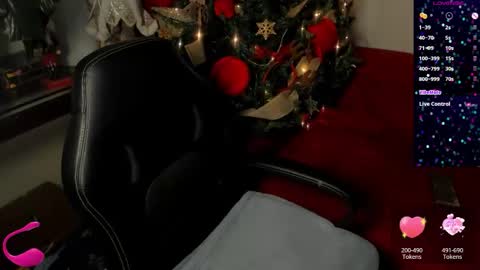 Ella and Harry online show from December 19, 2:05 am