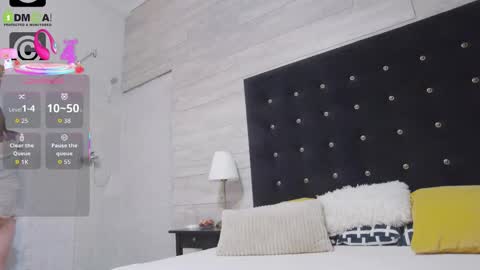 ella_lizzie online show from January 11, 12:48 am