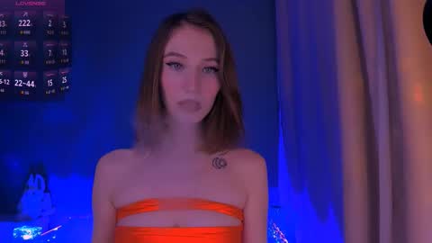 Snapshot of ellaamber chatting on October 19, 2:57 am ellaamber online show from October 19, 2:57 am