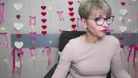 Snapshot of ellabonito chatting on January 26, 6:28 am EllaBonito online show from January 26, 6:28 am