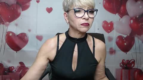 EllaBonito online show from March 18, 6:40 am