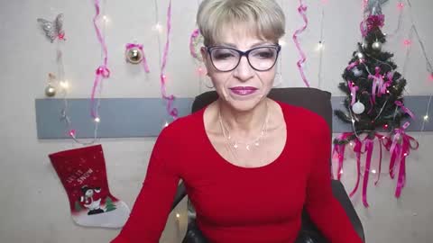 Snapshot of ellabonito chatting on December 27, 6:24 am EllaBonito online show from December 27, 6:24 am