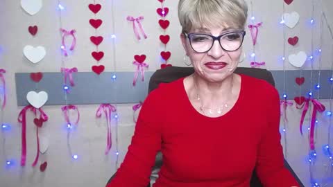 Snapshot of ellabonito chatting on January 31, 4:38 pm EllaBonito online show from January 31, 4:38 pm