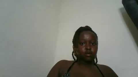 ellah-simone online show from May 5, 6:55 pm
