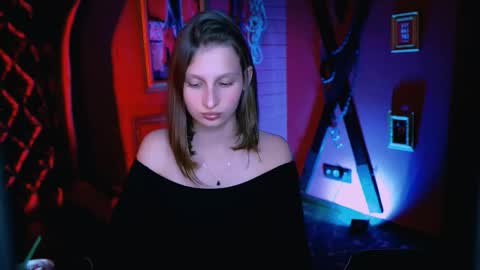 Snapshot of ellahorton chatting on September 27, 5:09 pm Ella online show from September 27, 5:09 pm