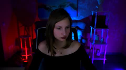 Snapshot of ellahorton chatting on September 23, 5:22 pm Ella online show from September 23, 5:22 pm