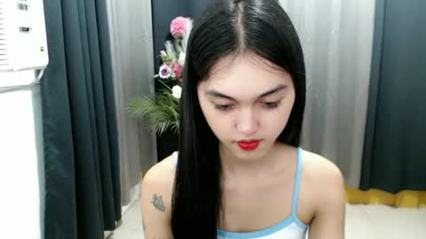 ELLA online show from July 7, 5:05 pm