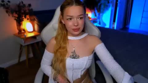 Ella online show from June 9, 6:24 am