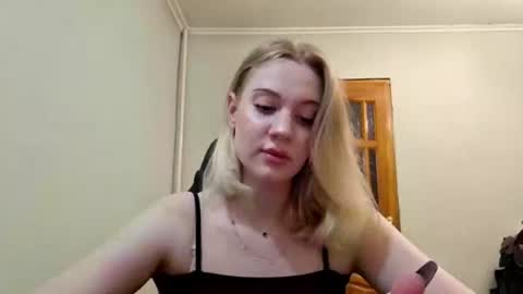ellaygray online show from July 28, 8:52 pm