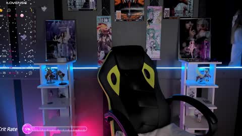 Maria online show from December 7, 5:09 pm