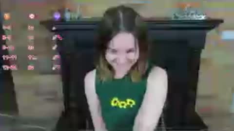 Ellie online show from June 13, 9:56 pm