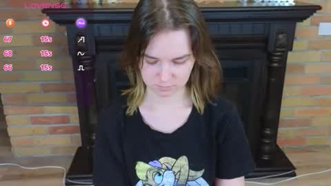 Ellie online show from June 9, 1:54 pm