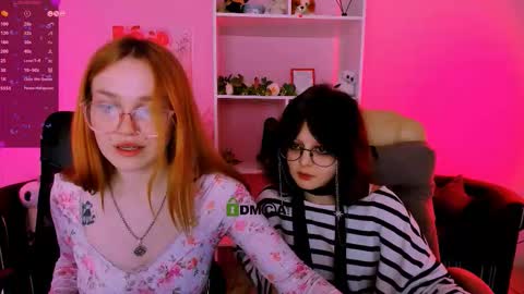 Snapshot of ellie_fire chatting on September 15, 7:32 pm Ellie online show from September 15, 7:32 pm