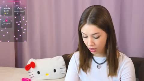 Snapshot of ellie_miller_ chatting on October 6, 8:02 pm ellie online show from October 6, 8:02 pm