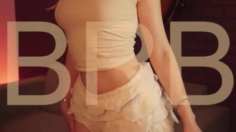 elliecutes online show from October 25, 8:44 am