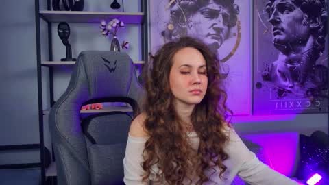 Elin online show from March 25, 9:45 am