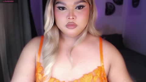 Ellise online show from June 16, 8:48 am