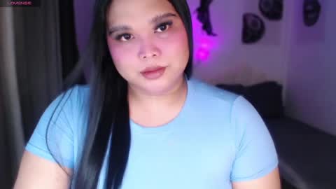 Ellise online show from June 20, 7:56 am