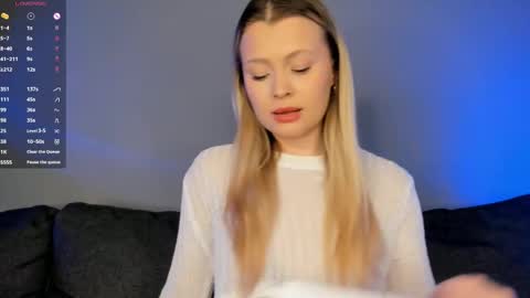 Snapshot of elly_ary chatting on February 4, 6:17 pm elly_ary online show from February 4, 6:17 pm