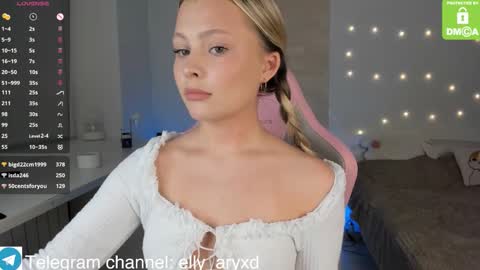 elly_aryxd online show from November 12, 5:22 pm