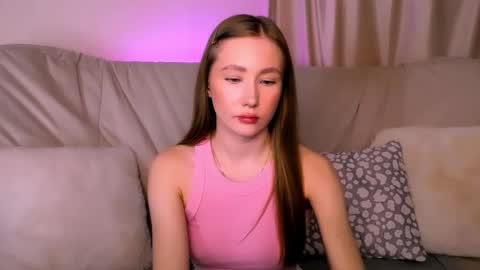  Elly  online show from March 3, 3:12 am