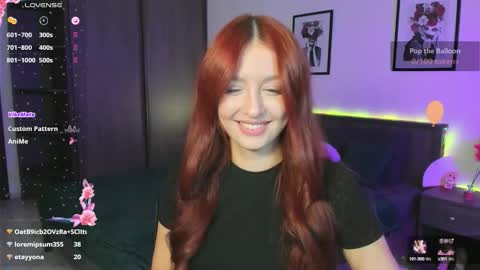 Snapshot of ellypeach chatting on October 6, 8:42 am EllyPeach online show from October 6, 8:42 am