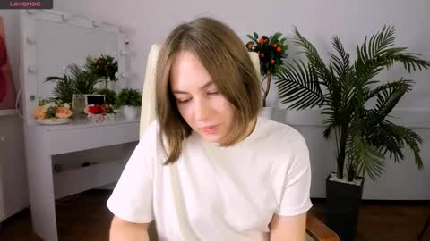 elma_lily online show from October 29, 7:01 am