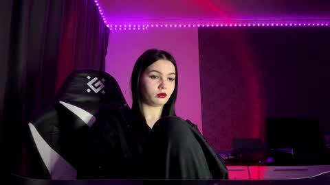 Tiny online show from February 16, 1:11 pm