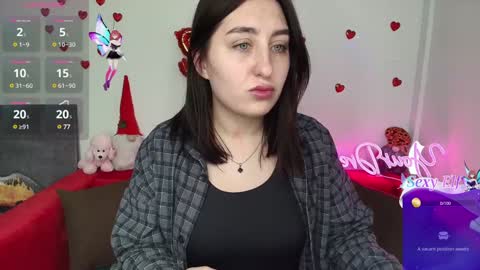 Snapshot of elmirapowers chatting on February 5, 1:00 pm elmirapowers online show from February 5, 1:00 pm