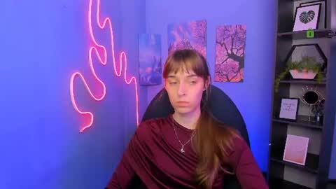 Ella online show from July 13, 1:01 pm