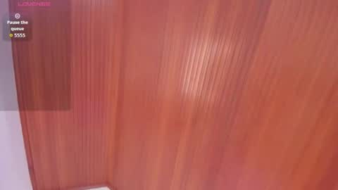 Elodie  online show from December 17, 3:38 pm