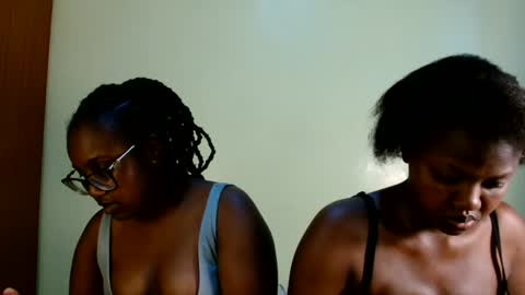 ELOWENA online show from July 28, 12:48 pm