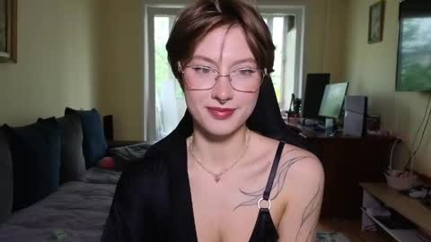 elsaangel online show from May 21, 4:21 am