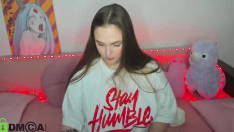 Snapshot of elsamails chatting on December 5, 5:50 pm Elsa online show from December 5, 5:50 pm