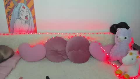 Snapshot of elsamails chatting on December 14, 7:57 pm Elsa online show from December 14, 7:57 pm