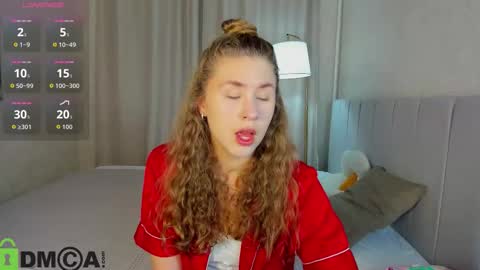 Snapshot of elsie_cutties chatting on October 7, 1:10 am Elsie online show from October 7, 1:10 am