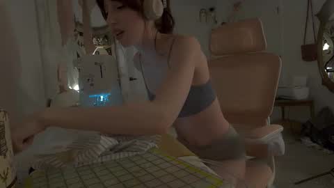 ELS online show from February 17, 1:27 am