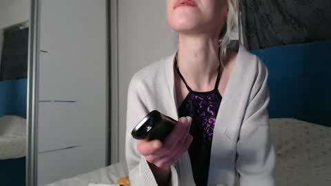 Snapshot of elssa_rush chatting on March 9, 9:03 pm elssa_rush online show from March 9, 9:03 pm