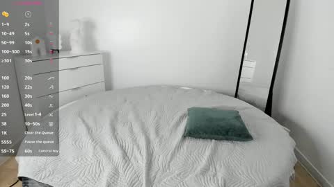 Erica  online show from April 1, 1:34 pm